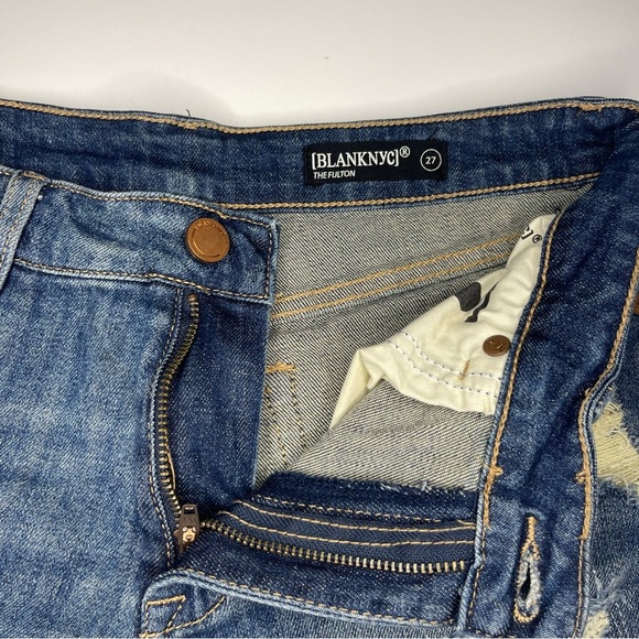 Blank NYC Distressed Denim Shorts Women’s SIZE 27 - Picture 6 of 7